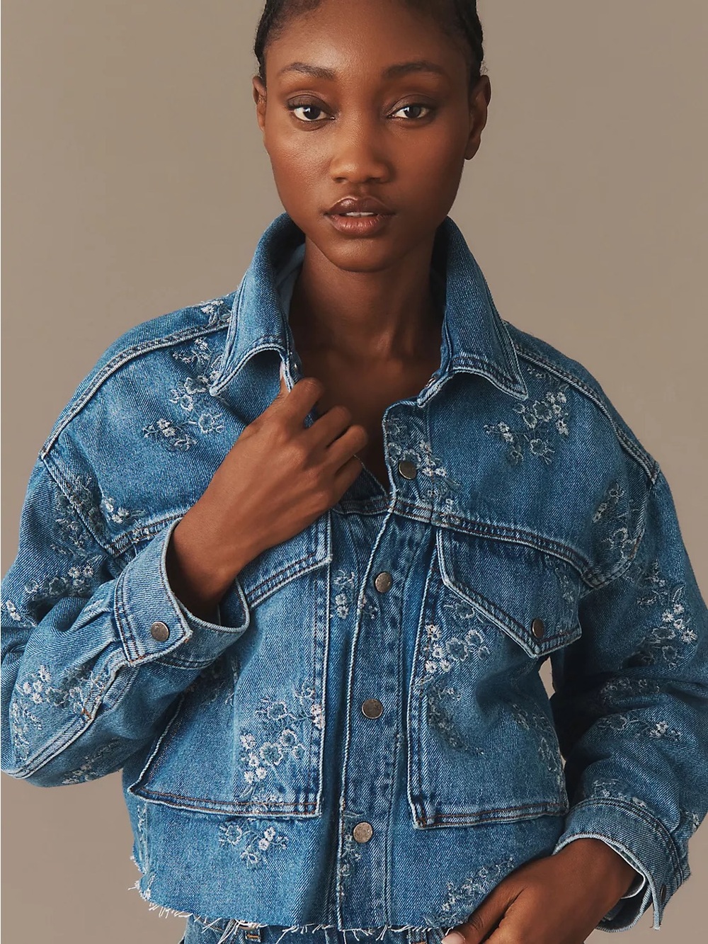 Anthropologie Pilcro Denim Jacket Womens S Blue Floral Embroidered Raw Hem - Picture 3 of 10